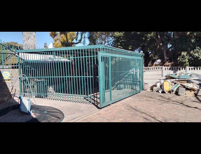 4 BEDROOM PROPERTY TO RENT IN BIRCH ACRES